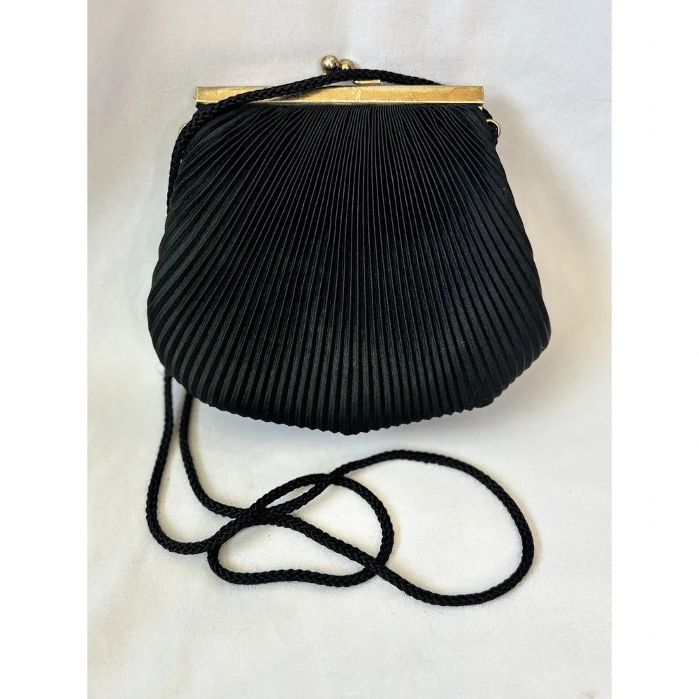 Vintage Black Satin Evening Clutch Crossbody Purse Knife Pleats And‎ Kiss Lock